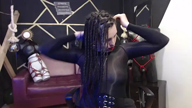 Snapshot of elizatexx chatting on 12.14.24 elizatexx online show from 12.14.24