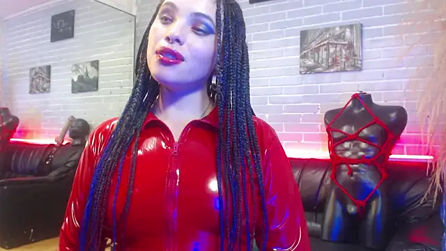 Snapshot of elizatexx chatting on 12.19.24 elizatexx online show from 12.19.24