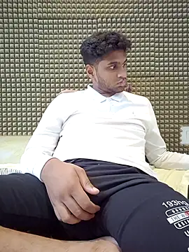 Snapshot of mykecockslong chatting on 10.01.25 mykecockslong online show from 10.01.25