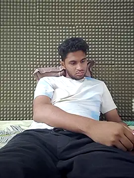 Snapshot of mykecockslong chatting on 10.09.25 mykecockslong online show from 10.09.25