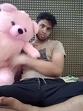 Snapshot of mykecockslong chatting on 10.12.25 mykecockslong online show from 10.12.25