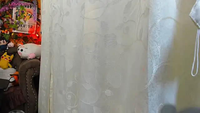 Snapshot of ravenn_20 chatting on 10.03.25 ravenn 20 online show from 10.03.25