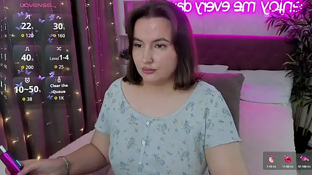 FeralPeach online show from 09.18.25