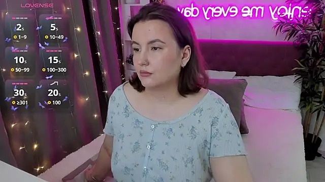 FeralPeach online show from 09.26.25