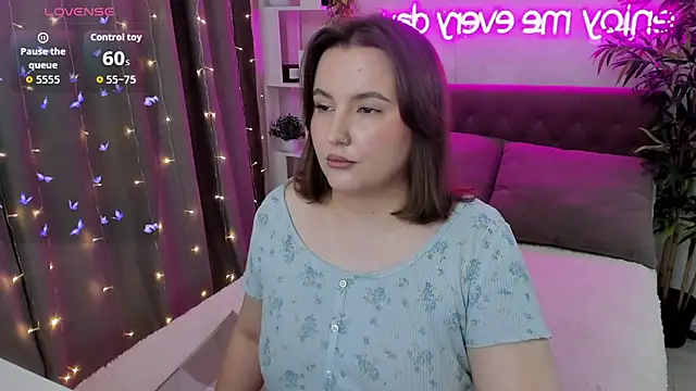 FeralPeach online show from 10.23.25