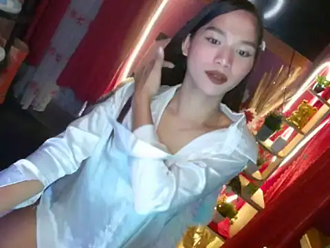 Ur dreamgurl05 online show from 12.23.25