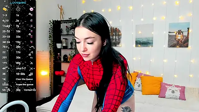 Snapshot of Magic_Allie chatting on 12.24.24 Magic Allie online show from 12.24.24