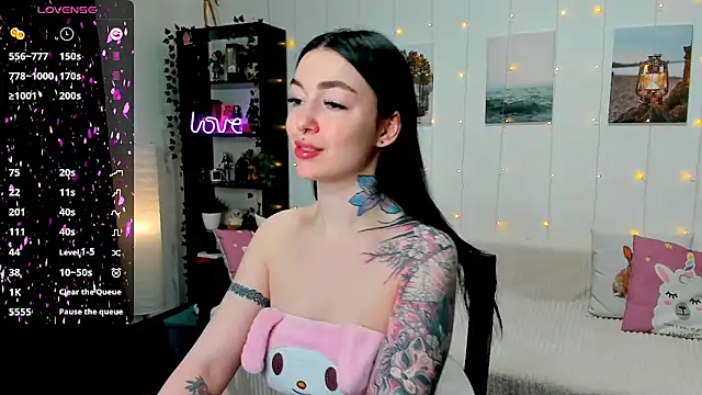 Snapshot of Magic_Allie chatting on 02.28.25 Magic Allie online show from 02.28.25