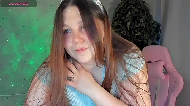 Ruth Oliver online show from 01.05.25