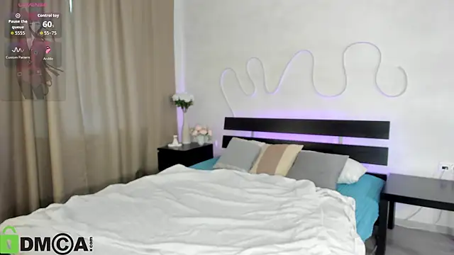 Ruth Oliver online show from 04.15.26