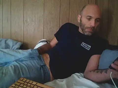 Disdikisgr8x5 online show from 12.31.24