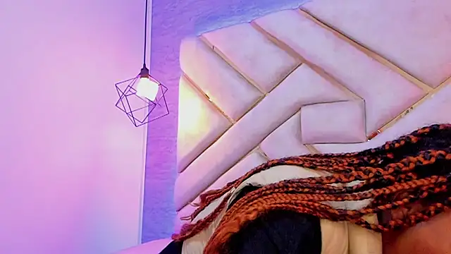 Queen perla  online show from 12.05.24