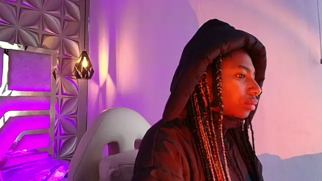 Queen perla  online show from 02.03.26