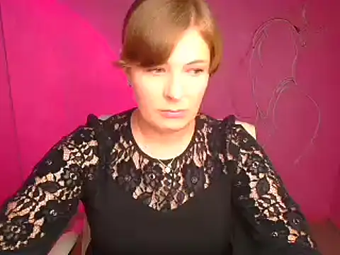 Snapshot of Lissmilf chatting on 09.10.25 Lissmilf online show from 09.10.25