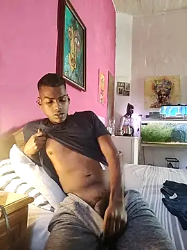 Snapshot of KeptupInosine chatting on 10.27.25 KeptupInosine online show from 10.27.25