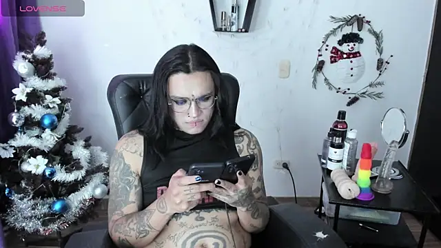 Goth ink online show from 12.20.24