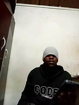 Uncletee112 online show from 09.30.25