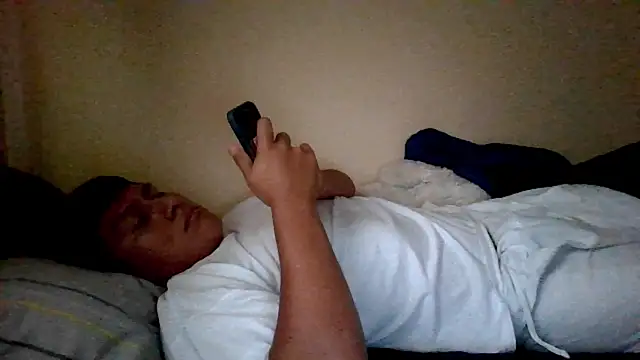 Snapshot of JoshuaTls08 chatting on 09.21.25 JoshuaTls08 online show from 09.21.25