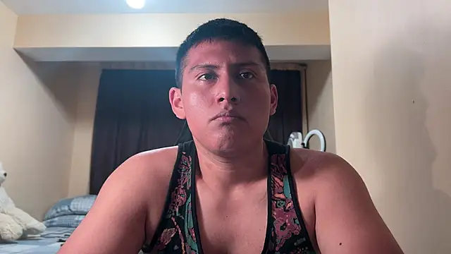 Snapshot of JoshuaTls08 chatting on 10.11.25 JoshuaTls08 online show from 10.11.25