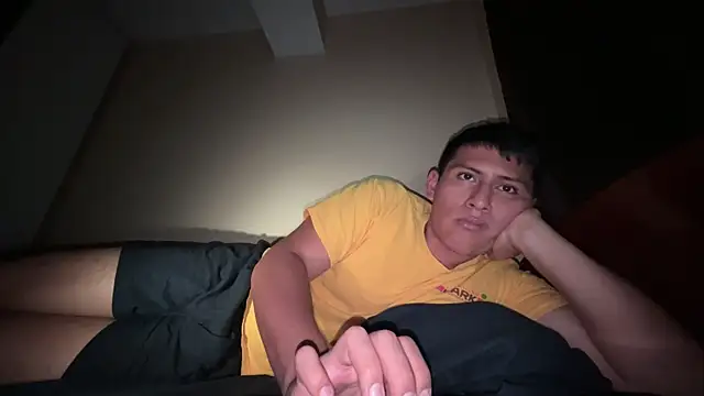 Snapshot of JoshuaTls08 chatting on 10.19.25 JoshuaTls08 online show from 10.19.25