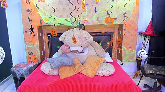 SofiAndNicol online show from 10.21.25