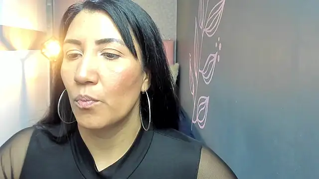 GiaFox  online show from 01.27.25