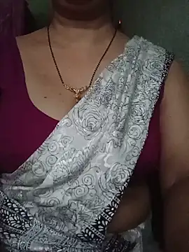 Snapshot of Rosy-B chatting on 05.29.26 Rosy-B online show from 05.29.26
