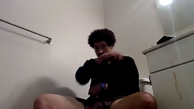 Snapshot of Clearlytothepoint420 chatting on 01.03.25 Clearlytothepoint420 online show from 01.03.25