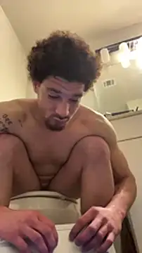 Snapshot of Clearlytothepoint420 chatting on 01.04.25 Clearlytothepoint420 online show from 01.04.25