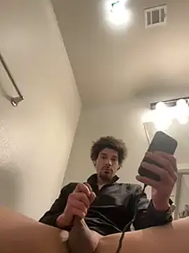 Snapshot of Clearlytothepoint420 chatting on 01.06.25 Clearlytothepoint420 online show from 01.06.25