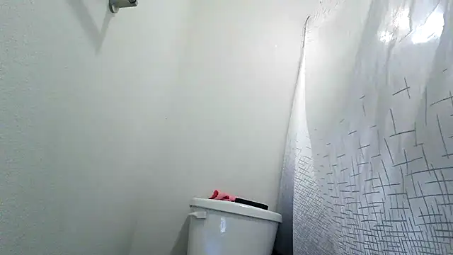 Snapshot of Clearlytothepoint420 chatting on 03.15.25 Clearlytothepoint420 online show from 03.15.25