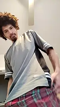 Snapshot of Clearlytothepoint420 chatting on 10.02.25 Clearlytothepoint420 online show from 10.02.25