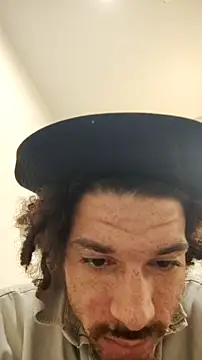 Snapshot of Clearlytothepoint420 chatting on 10.05.25 Clearlytothepoint420 online show from 10.05.25