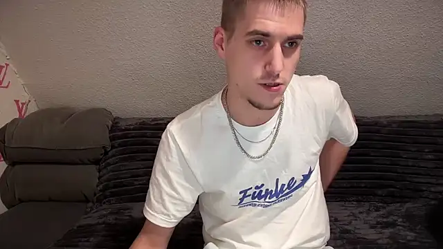 Cookieboy88 online show from 12.18.24