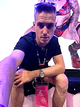 Snapshot of Cookieboy88 chatting on 09.27.25 Cookieboy88 online show from 09.27.25