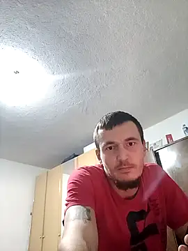 Snapshot of mayk18cm chatting on 12.13.24 mayk18cm online show from 12.13.24