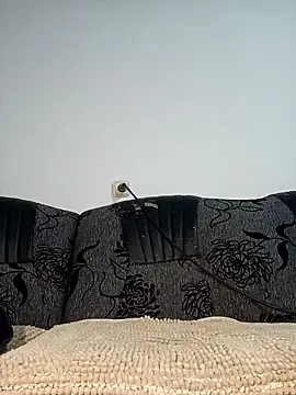 Snapshot of mayk18cm chatting on 12.19.24 mayk18cm online show from 12.19.24