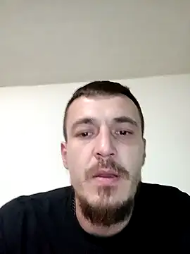 Snapshot of mayk18cm chatting on 02.02.25 mayk18cm online show from 02.02.25