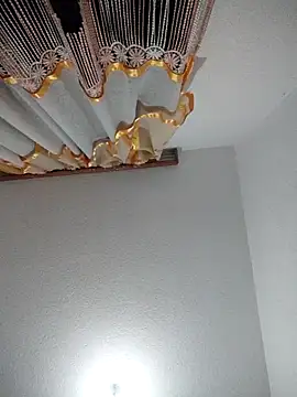 Snapshot of mayk18cm chatting on 10.18.25 mayk18cm online show from 10.18.25