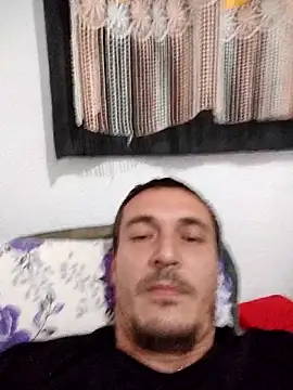 Snapshot of mayk18cm chatting on 10.24.25 mayk18cm online show from 10.24.25