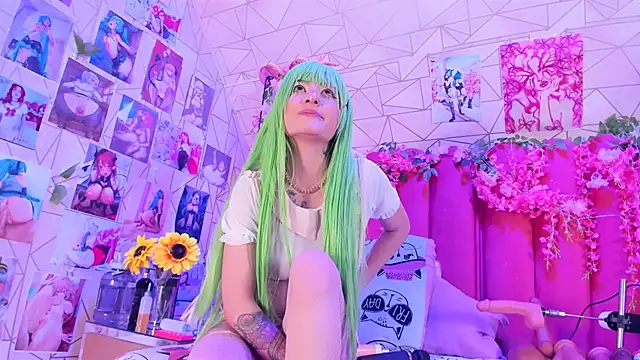 Alicebenett online show from 09.29.25