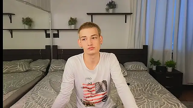 Snapshot of Nick_Win chatting on 09.27.25 Nick Win online show from 09.27.25