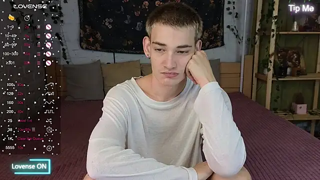 Snapshot of Nick_Win chatting on 10.11.25 Nick Win online show from 10.11.25