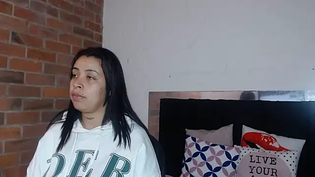 salome  hills1 online show from 11.22.25