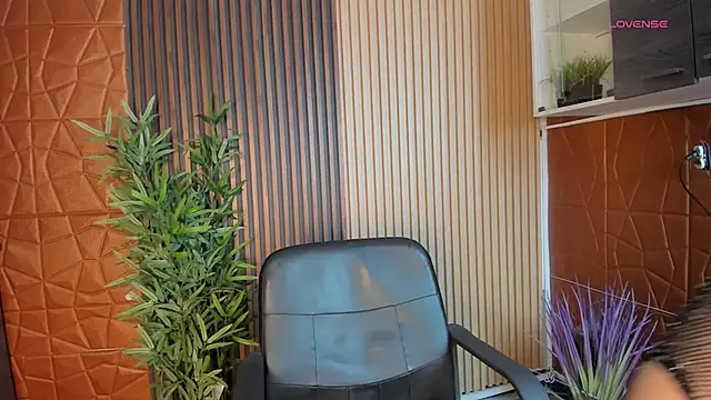 Snapshot of Emmaa_Robertss chatting on 03.03.25 Emmaa Robertss online show from 03.03.25