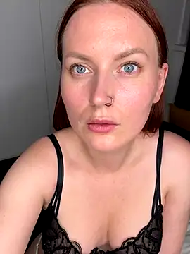 EmmaWarren online show from 10.19.25