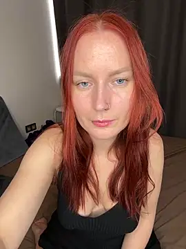 EmmaWarren online show from 02.07.26