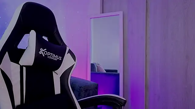 Alisa  walker online show from 09.30.25