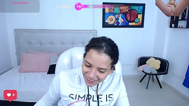 Chiqui milk  online show from 12.29.24