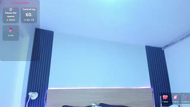 Chiqui milk  online show from 10.27.25